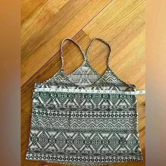 Like New Tribal Tank Size Small - Picture 3 of 3